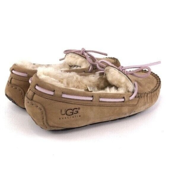 UGG Dakota Indoor Outdoor Moccasin Slippers 7 - Picture 5 of 12